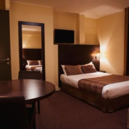 Отель Astrid 2*