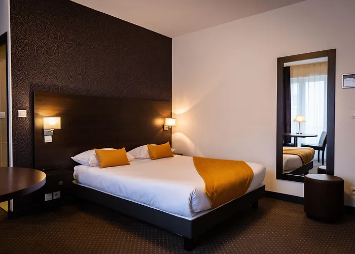 Astrid Centre 2* קאין